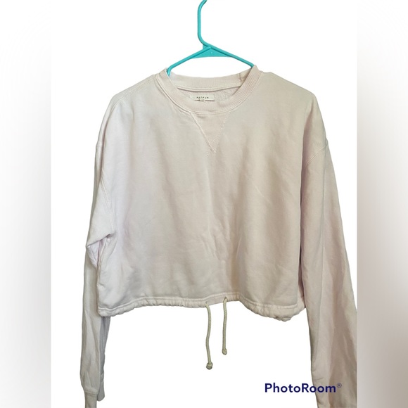 PacSun Sweaters - Light pink cropped PacSun sweatshirt